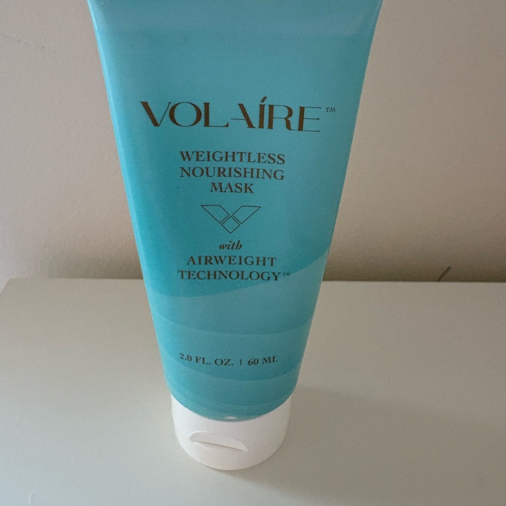 Volaire Weightless Nourishing Mask - Blue